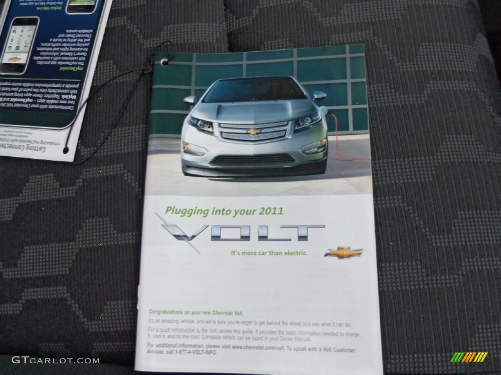 2011 Chevrolet Volt Hatchback Books/Manuals Photo #75056486