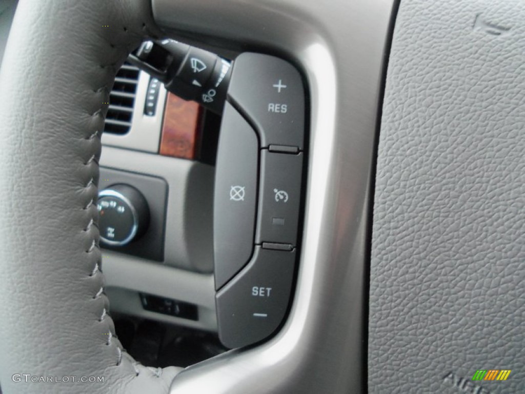 2013 Chevrolet Suburban 2500 LT 4x4 Controls Photo #75057896
