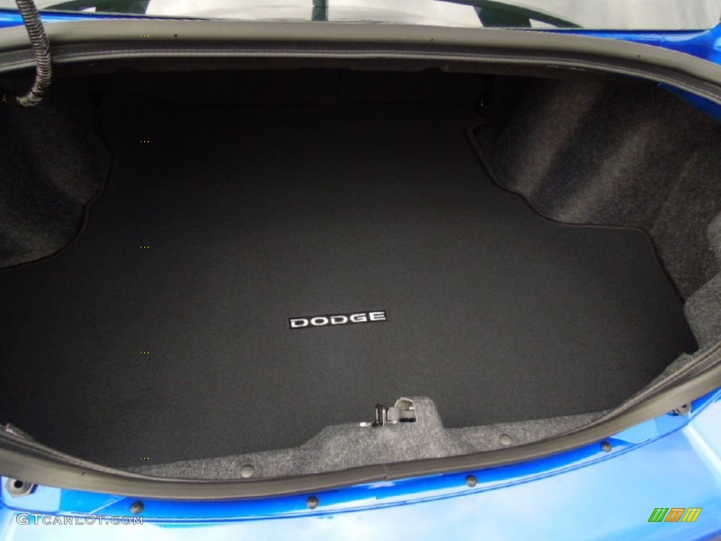 2013 Dodge Avenger SXT V6 Trunk Photos