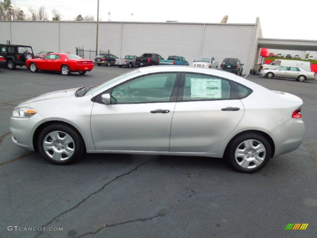 Bright Silver Metallic 2013 Dodge Dart SE Exterior Photo #75060599