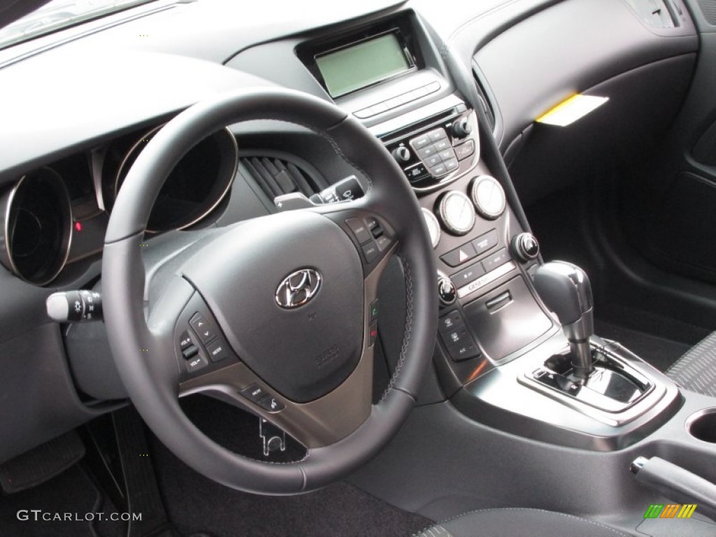 2013 Hyundai Genesis Coupe 2.0T Black Cloth Steering Wheel Photo #75060997