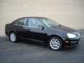 Black - Jetta SE Sedan Photo No. 6