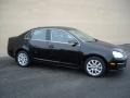 Black - Jetta SE Sedan Photo No. 7