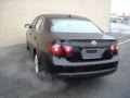 Black - Jetta SE Sedan Photo No. 14