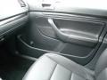 Black - Jetta SE Sedan Photo No. 24
