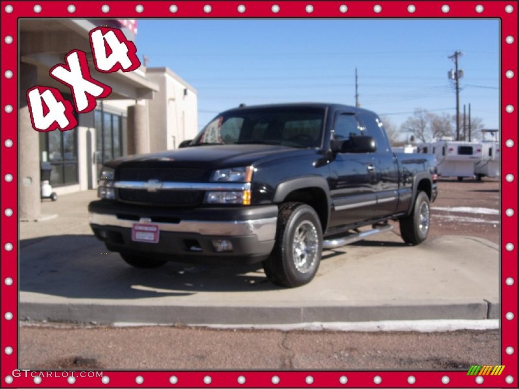 2005 Silverado 1500 Z71 Extended Cab 4x4 - Black / Medium Gray photo #1