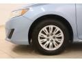 Clearwater Blue Metallic - Camry LE Photo No. 32