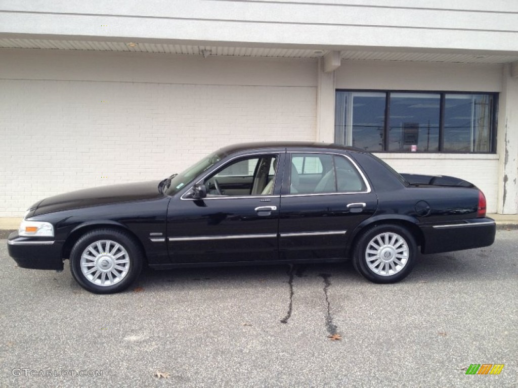2011 Grand Marquis LS Ultimate Edition - Black / Medium Light Stone photo #4