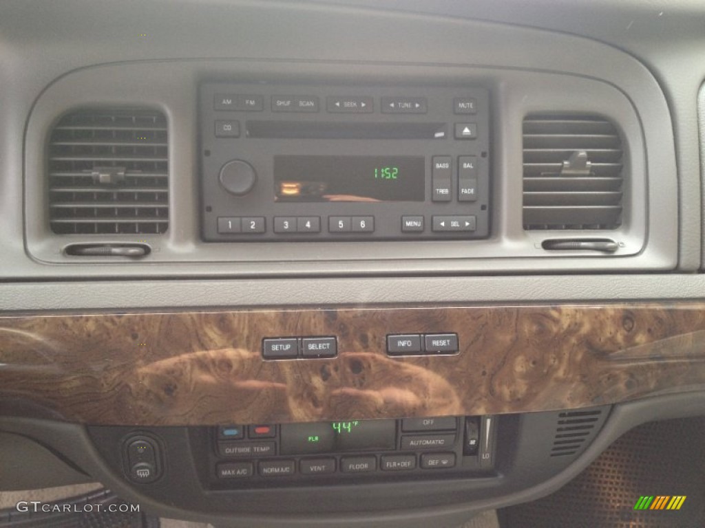2011 Grand Marquis LS Ultimate Edition - Black / Medium Light Stone photo #14