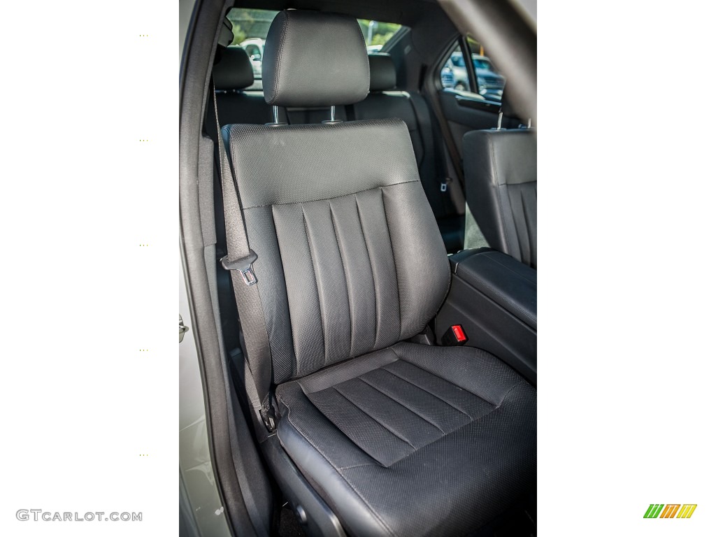 2010 E 550 Sedan - Arctic White / Black photo #27