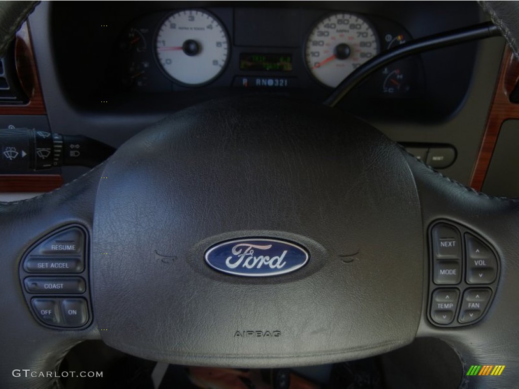 2005 Ford F350 Super Duty Lariat Crew Cab Controls Photo #75068075