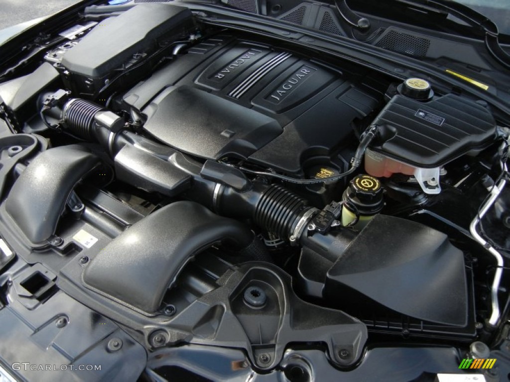 2011 Jaguar XF Sport Sedan Engine Photos