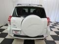 Super White - RAV4 V6 4WD Photo No. 18