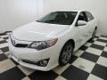 Super White - Camry SE Photo No. 3