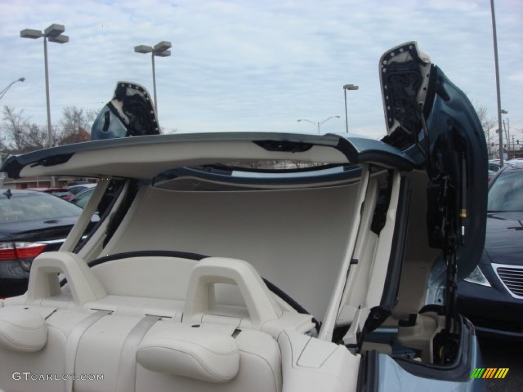 2010 IS 250C Convertible - Cerulean Blue Metallic / Ecru Beige photo #28