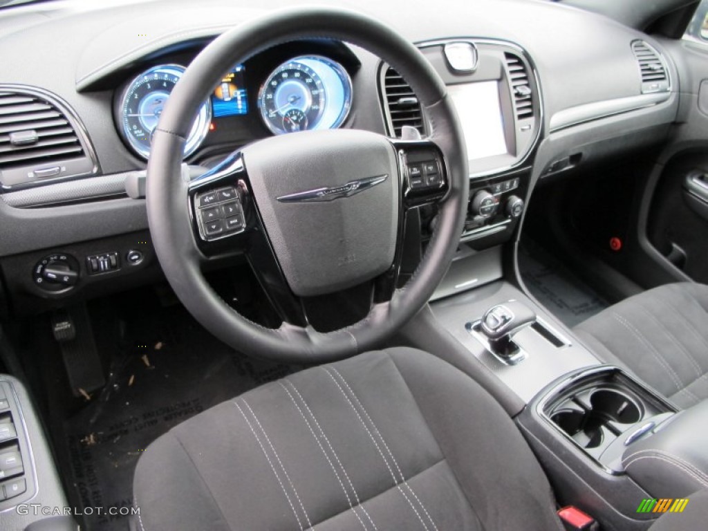 Black Interior 2012 Chrysler 300 S V6 Photo #75078900