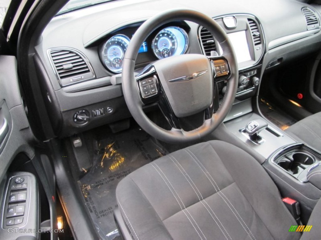 Black Interior 2012 Chrysler 300 S V6 Photo #75078924