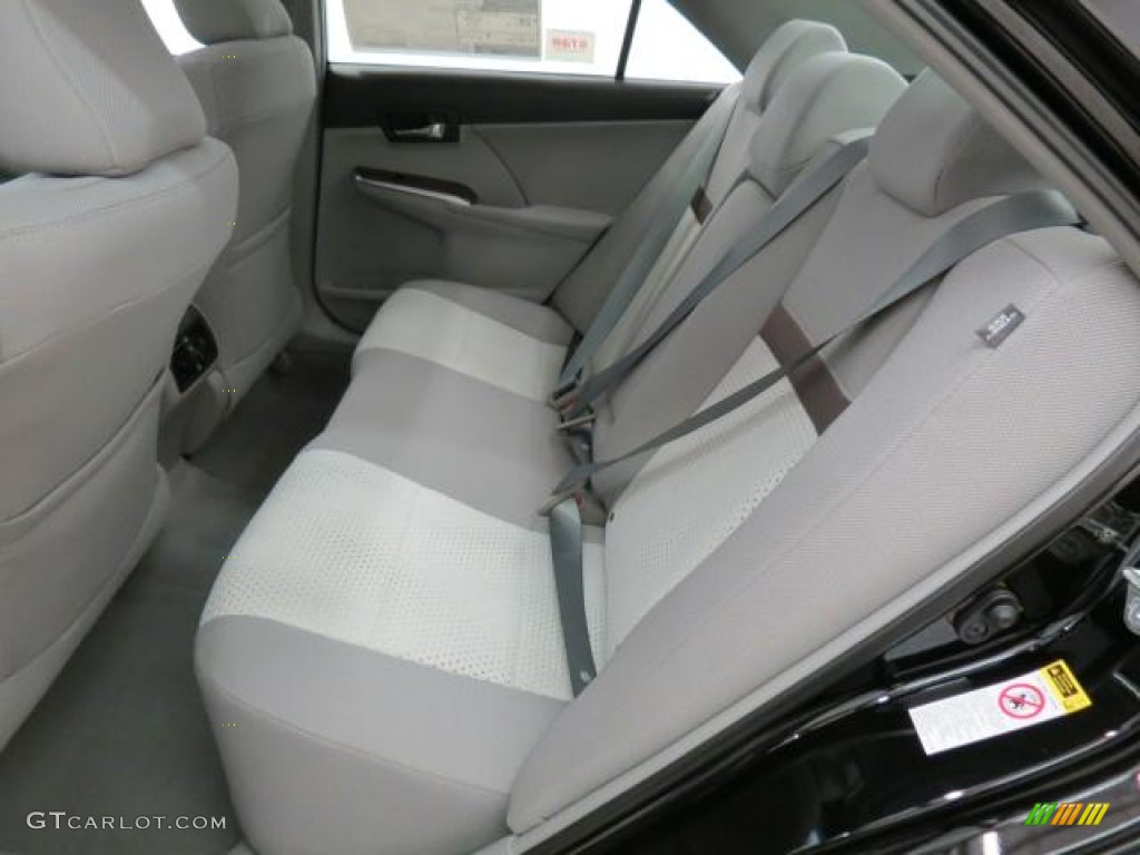 2012 Camry XLE - Attitude Black Metallic / Light Gray photo #6