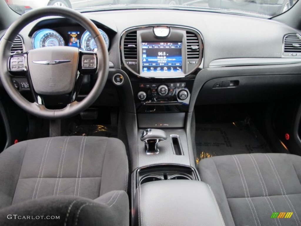 2012 Chrysler 300 S V6 Black Dashboard Photo #75079202
