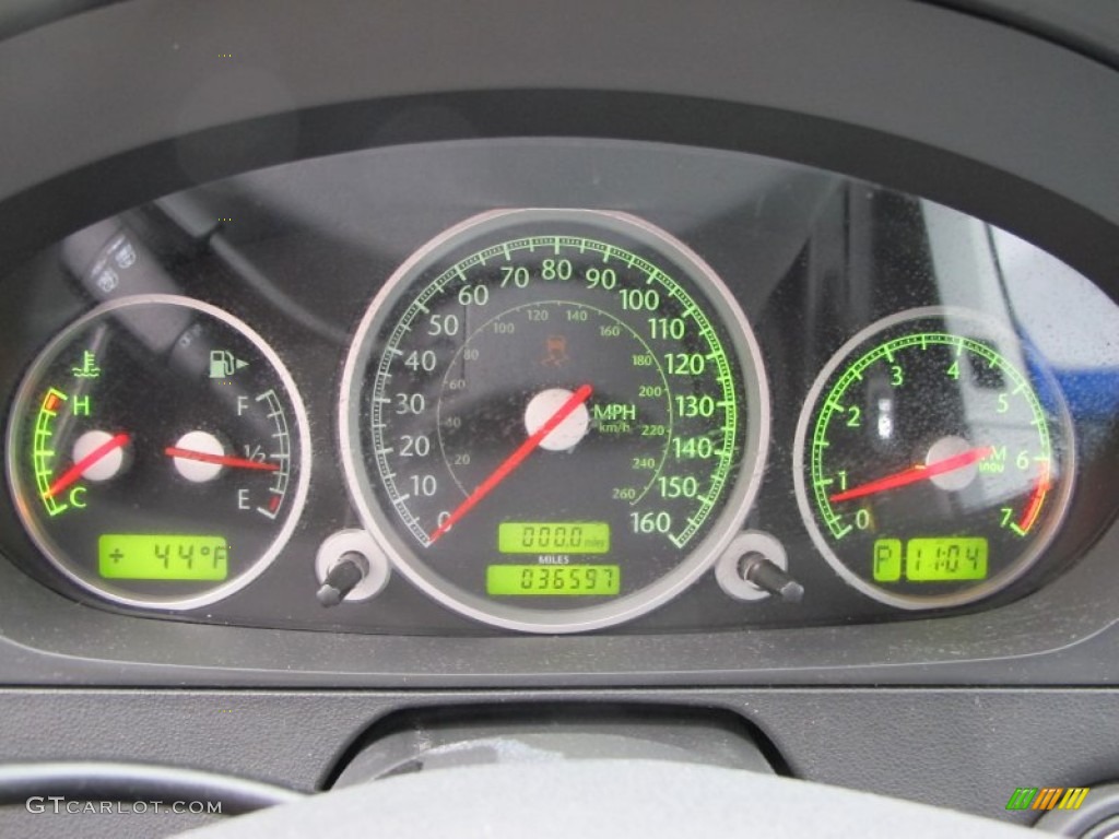 2004 Crossfire Limited Coupe - Blaze Red Crystal Pearl / Dark Slate Gray photo #22