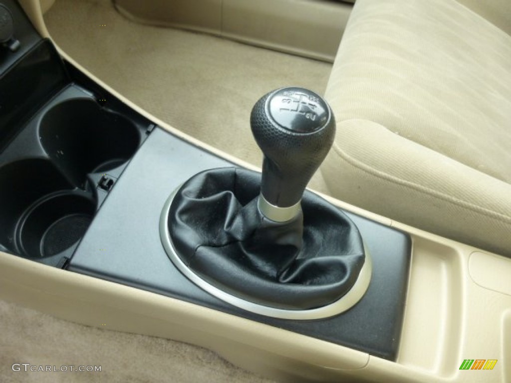 2004 Honda Civic LX Sedan 5 Speed Manual Transmission Photo #75080100
