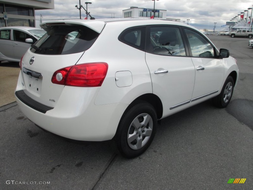 2011 Rogue S AWD - Pearl White / Black photo #7