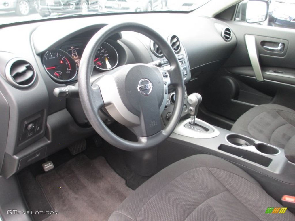 2011 Rogue S AWD - Pearl White / Black photo #11