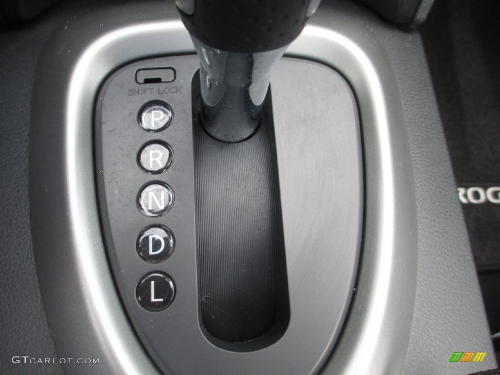 2011 Rogue S AWD - Pearl White / Black photo #22