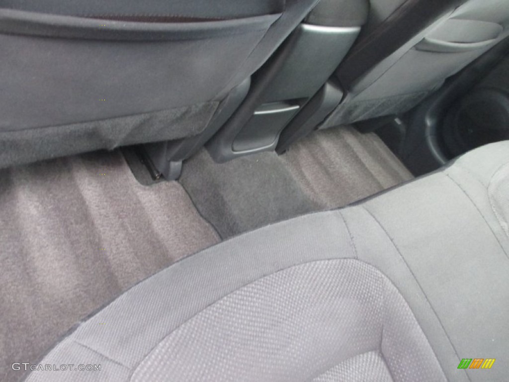 2011 Rogue S AWD - Pearl White / Black photo #26