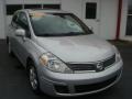 2008 Brilliant Silver Nissan Versa 1.8 SL Hatchback  photo #6