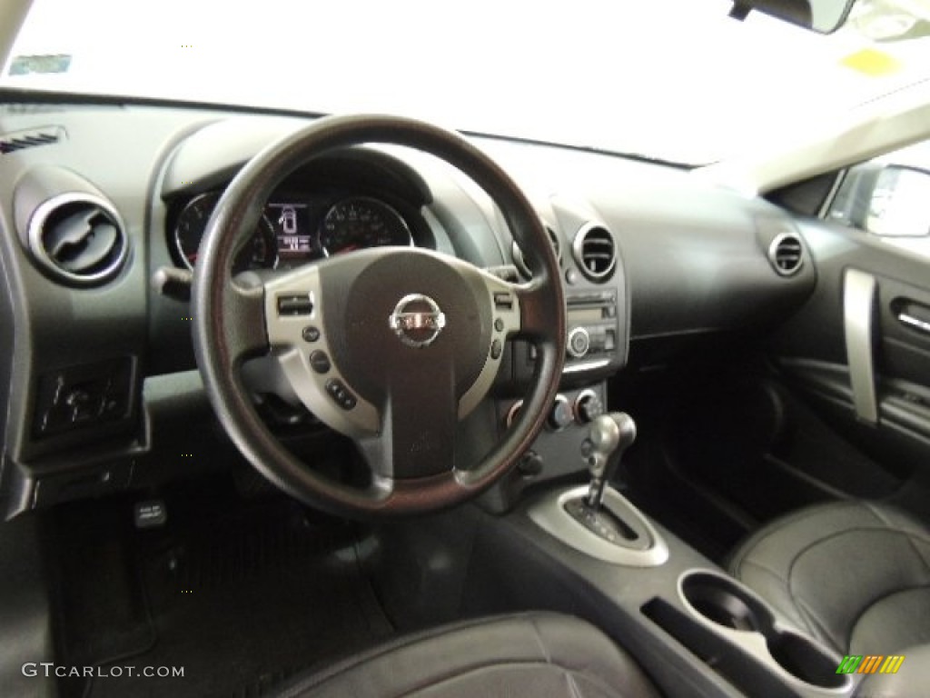 2011 Rogue S AWD Krom Edition - Wicked Black / Black photo #17