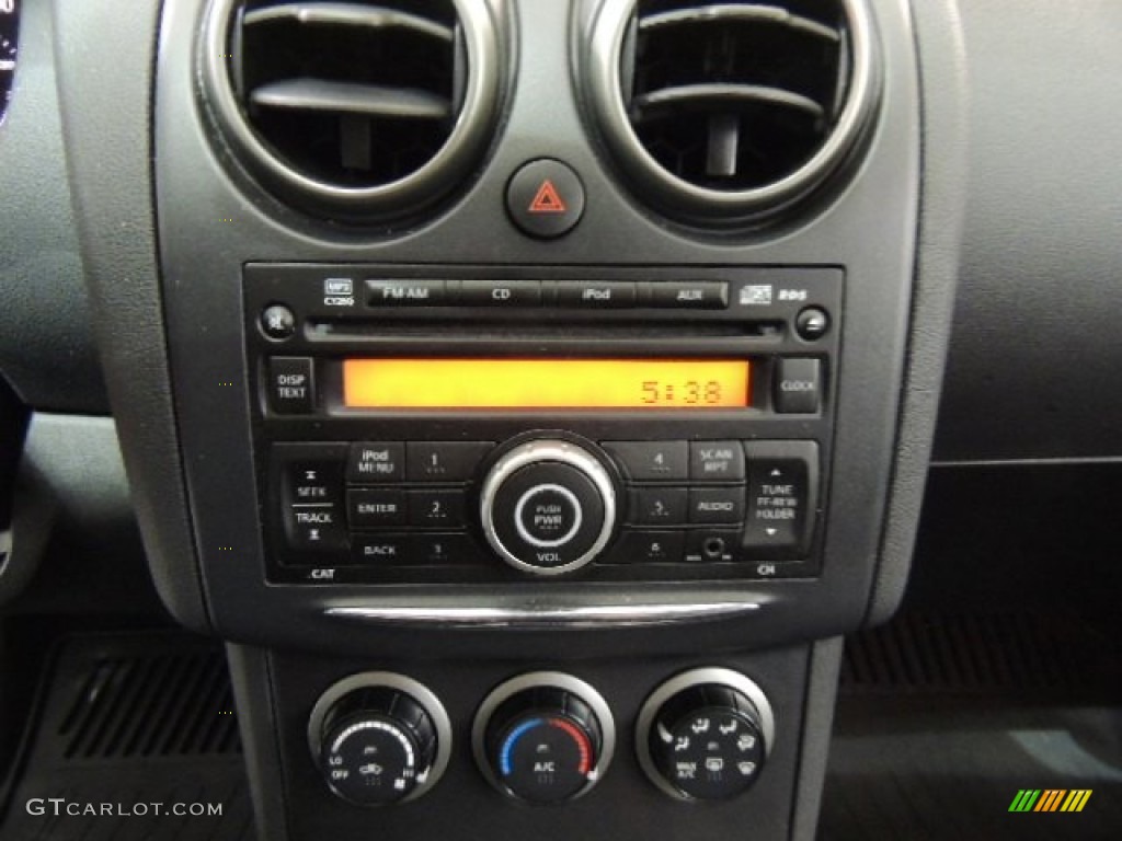 2011 Rogue S AWD Krom Edition - Wicked Black / Black photo #18