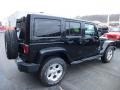 Black - Wrangler Unlimited Sahara 4x4 Photo No. 5
