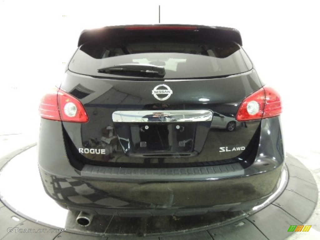 2011 Rogue SL AWD - Wicked Black / Gray photo #7
