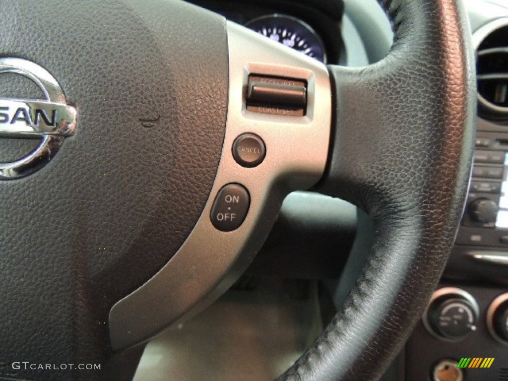 2011 Rogue SL AWD - Wicked Black / Gray photo #23