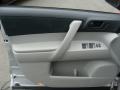 2010 Classic Silver Metallic Toyota Highlander V6 4WD  photo #6