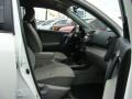 Super White - RAV4 I4 4WD Photo No. 8