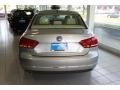 Tungsten Silver Metallic - Passat TDI SEL Photo No. 4