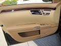Black - S 550 Sedan Photo No. 44