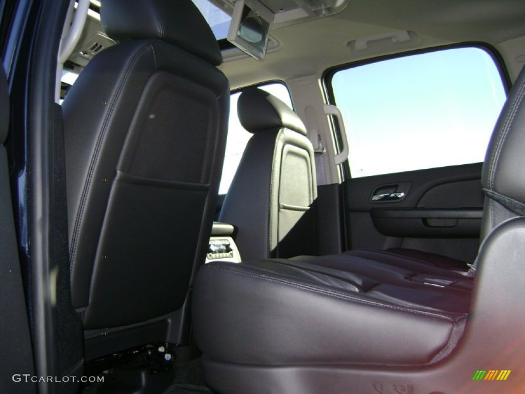 2013 Suburban LT 4x4 - Blue Ray Metallic / Ebony photo #3