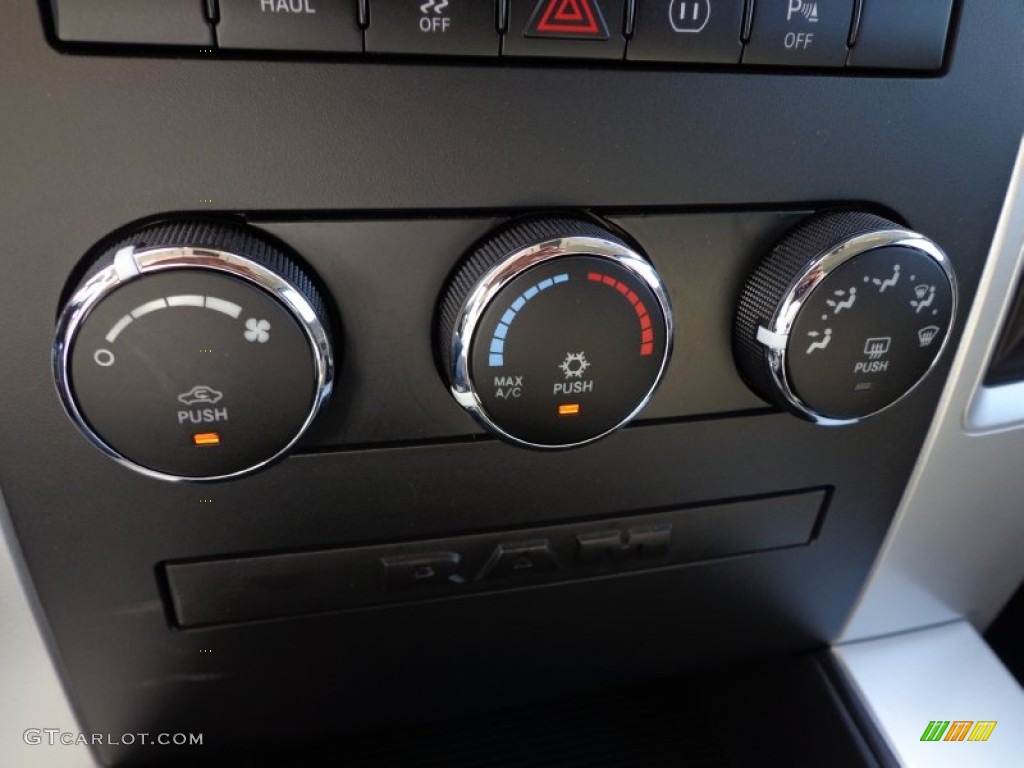 2011 Ram 1500 SLT Quad Cab 4x4 - Brilliant Black Crystal Pearl / Dark Slate Gray/Medium Graystone photo #21