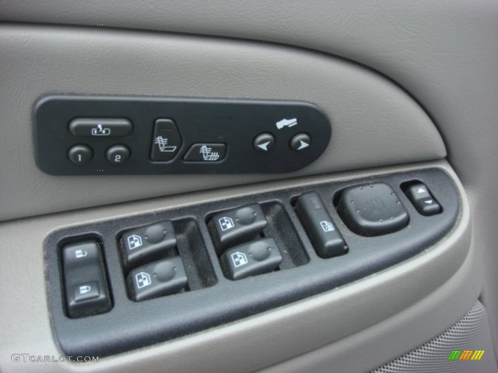 2005 Suburban 1500 LT 4x4 - Silver Birch Metallic / Tan/Neutral photo #15