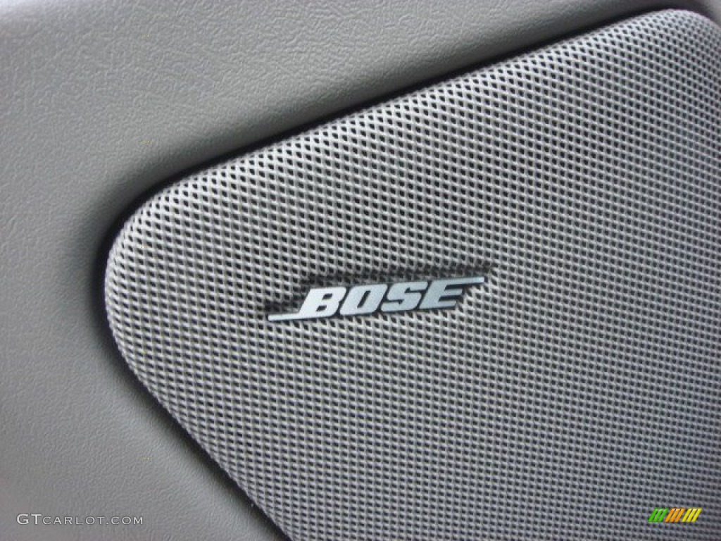 2005 Suburban 1500 LT 4x4 - Silver Birch Metallic / Tan/Neutral photo #16