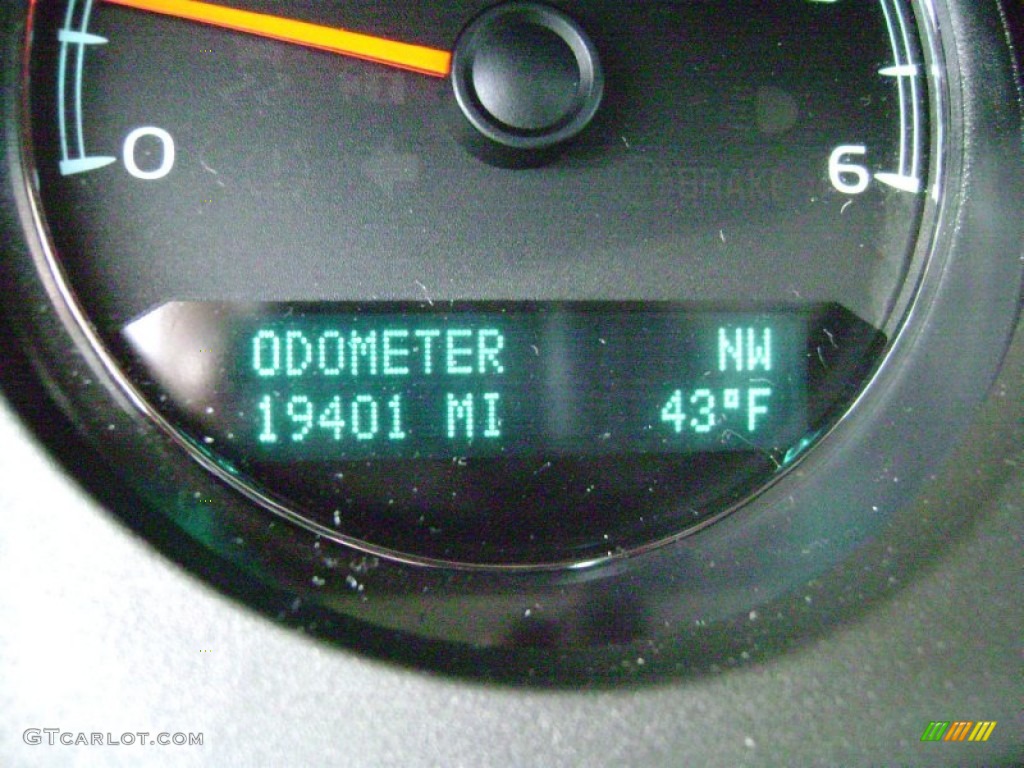 2012 Tahoe LT 4x4 - Summit White / Light Cashmere/Dark Cashmere photo #14