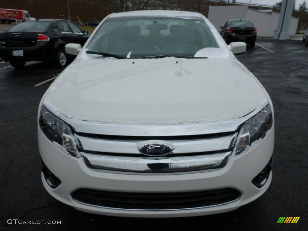 2012 Fusion SE - White Suede / Medium Light Stone photo #6