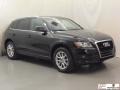 Brilliant Black - Q5 3.2 quattro Photo No. 3