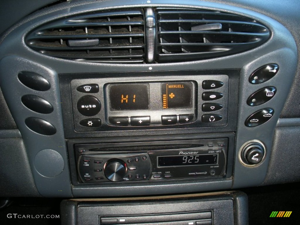 1999 Porsche Boxster Standard Boxster Model Controls Photo #75106165