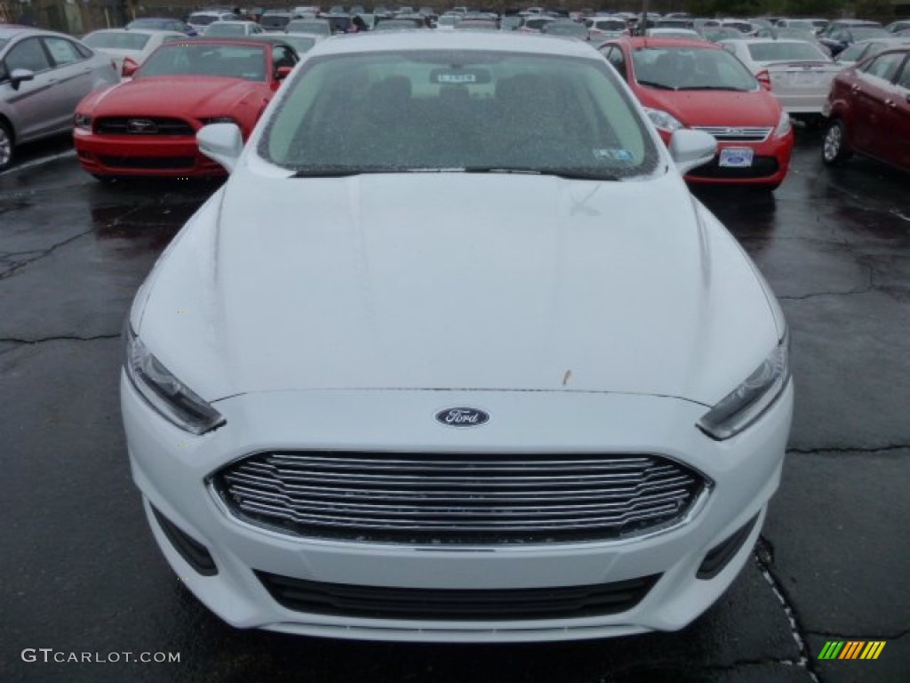 2013 Fusion SE - Oxford White / Dune photo #6