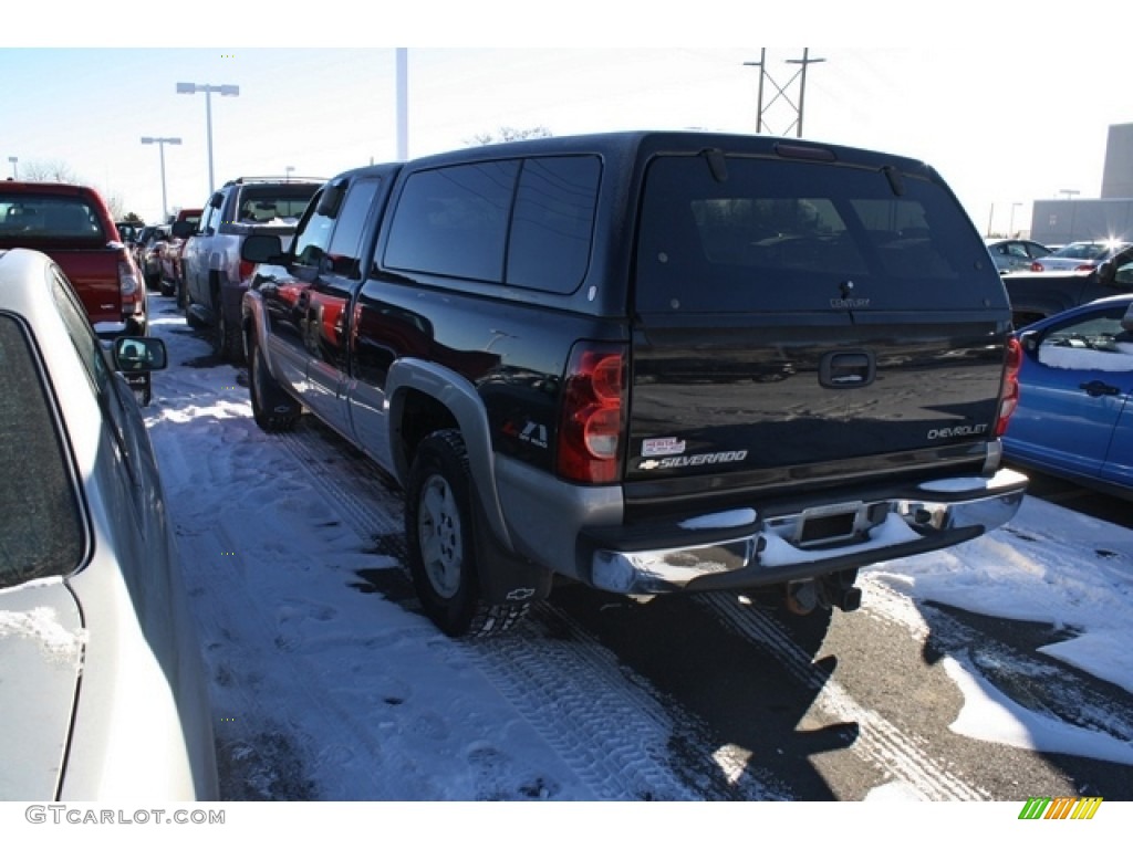 2005 Silverado 1500 Z71 Extended Cab 4x4 - Black / Dark Charcoal photo #3