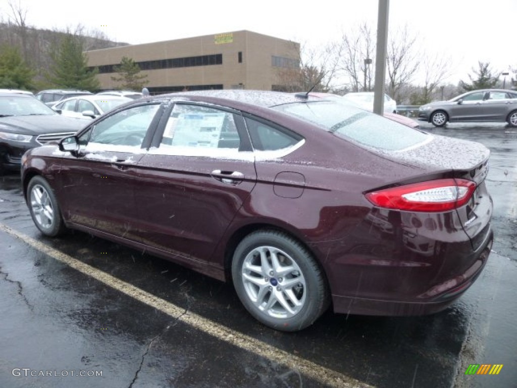 2013 Fusion SE - Bordeaux Reserve Red Metallic / Charcoal Black photo #4